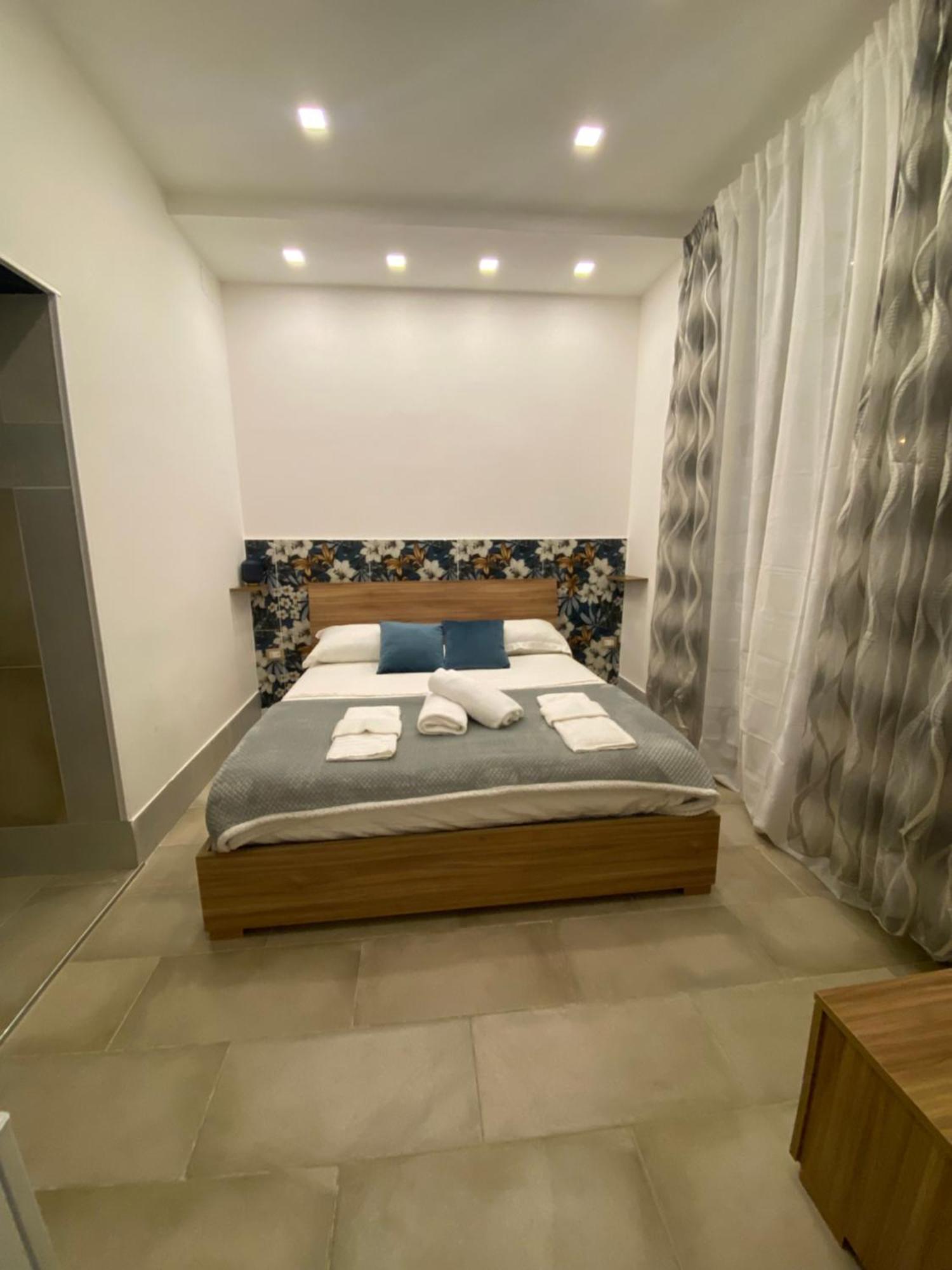 Pippo'S Suite Nápoly Kültér fotó